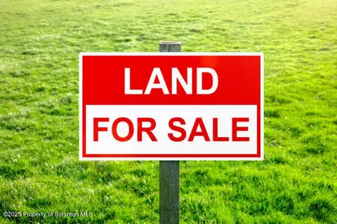 702 Scott Rd, South Abington Twp, PA 18411
