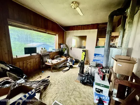 515 Parallel Dr, Scranton, PA 18504 photo 4