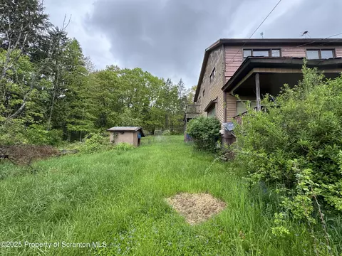 515 Parallel Dr, Scranton, PA 18504 photo 3