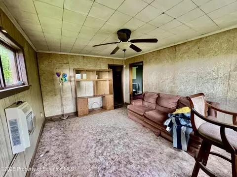 515 Parallel Dr, Scranton, PA 18504 photo 13