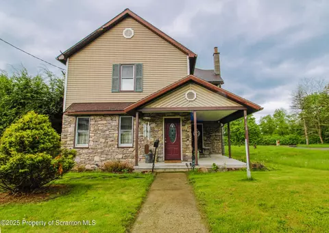 608 S Valley Ave, Olyphant, PA 18447