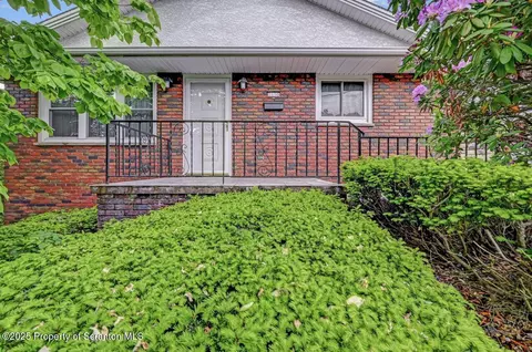 1130 Stafford Ave, Scranton, PA 18504