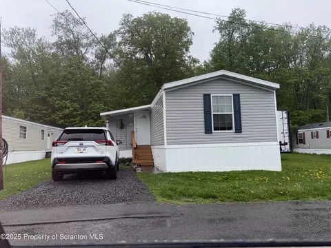 48 Mountain Laurel Vlg, Spring Brook Twp, PA 18444