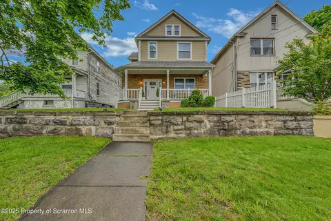 2109 S Webster Ave, Scranton, PA 18505