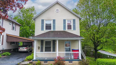 5 Harlem Ave, Carbondale, PA 18407