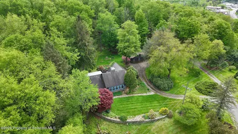 297 Private Drive Dr, Montrose, PA 18801