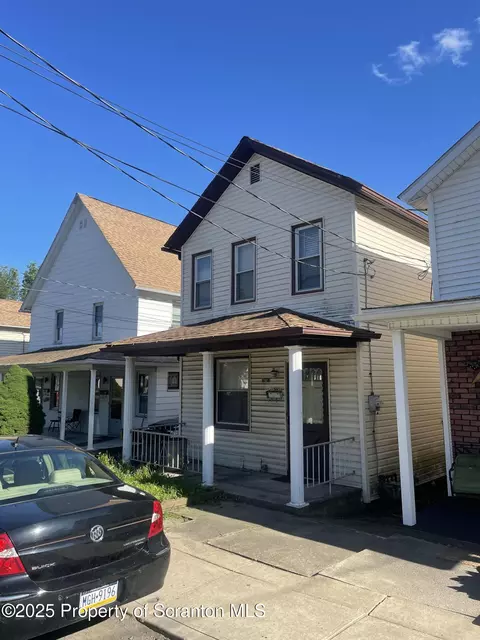131 Throop St, Scranton, PA 18508