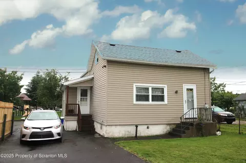 528 Hemlock St, Scranton, PA 18505