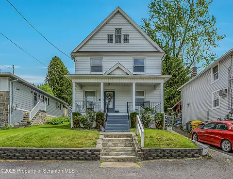 183 Chestnut St, Archbald, PA 18403