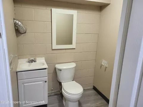 Bath - 134 Taroli St, Old Forge, PA 18518 photo 2 of 2