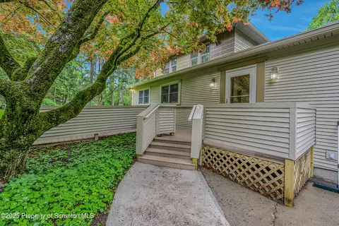 837 Old State, Waverly Twp, PA 18411