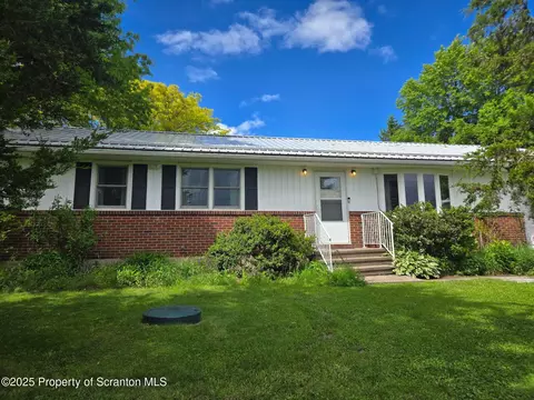 750 Mile Rd, Tunkhannock, PA 18657