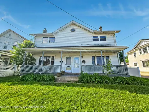 113-115 Third St, Blakely, PA 18447