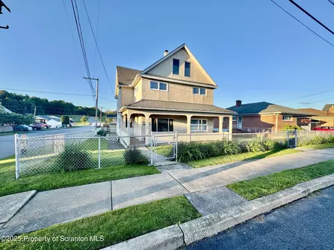 2050 2052 Farr St, Scranton, PA 18504