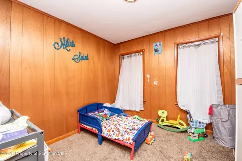 Bedroom - 741 N 743 Sumner Ave, Scranton, PA 18504 photo 5 of 24
