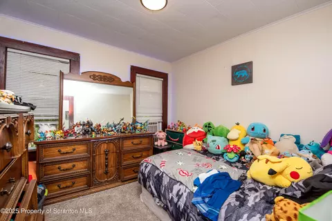 Bedroom - 741 N 743 Sumner Ave, Scranton, PA 18504 photo 15 of 24