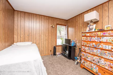 Bedroom - 741 N 743 Sumner Ave, Scranton, PA 18504 photo 1 of 24
