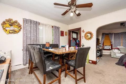 Dining - 741 N 743 Sumner Ave, Scranton, PA 18504 photo 1 of 3
