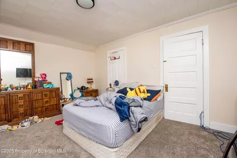 Bedroom - 741 N 743 Sumner Ave, Scranton, PA 18504 photo 21 of 24