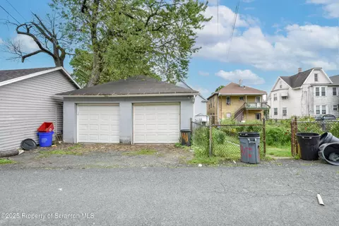 Exterior - 741 N 743 Sumner Ave, Scranton, PA 18504 photo 8 of 8