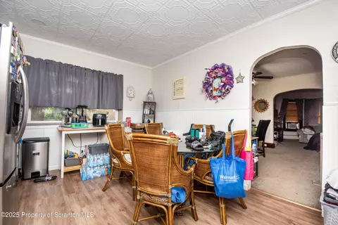 Dining - 741 N 743 Sumner Ave, Scranton, PA 18504 photo 3 of 3