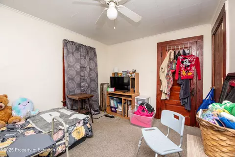 Bedroom - 741 N 743 Sumner Ave, Scranton, PA 18504 photo 13 of 24