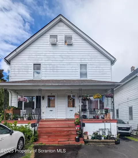 26-28 Glinko St, Scranton, PA 18504