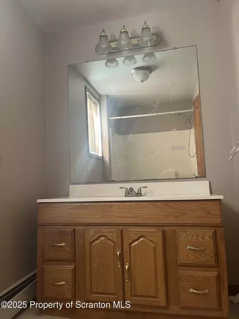 Bath - 533 E Pine St, Olyphant, PA 18447 photo 2 of 3