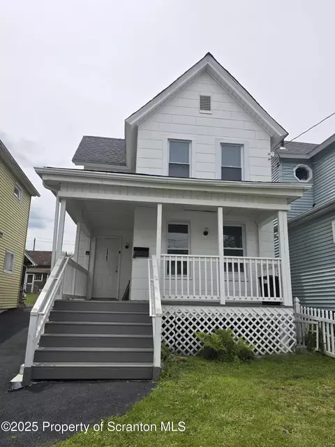 325 Ferdinand St, Scranton, PA 18508