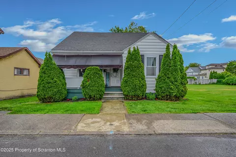 115 Marion St, Old Forge, PA 18518