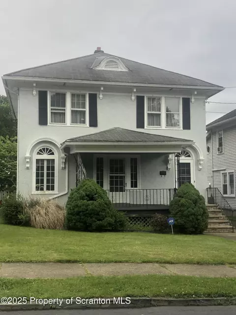 1508 Quincy Ave, Dunmore, PA 18509