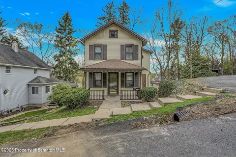 213 Colburn Ave, Clarks Summit, PA 18411