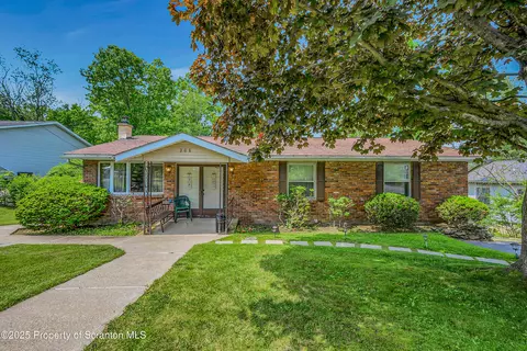 308 Melrose Ave, Clarks Summit, PA 18411