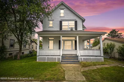 1132 Lloyd St, Scranton, PA 18508