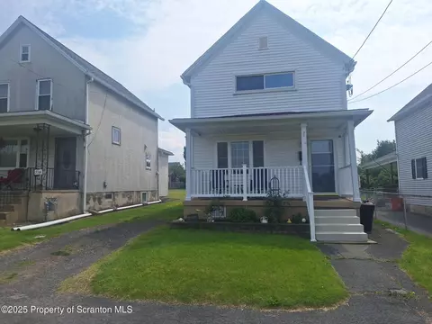 712 Sherwood Ave, Dunmore, PA 18512