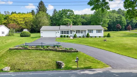 3374 Ridge Rd, Montrose, PA 18801
