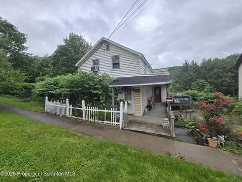 979 W Main St, Susquehanna, PA 18847