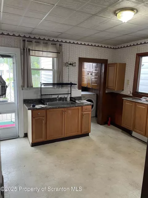 Kitchen - 809 Cedar Ave, Scranton, PA 18505 photo 1 of 2
