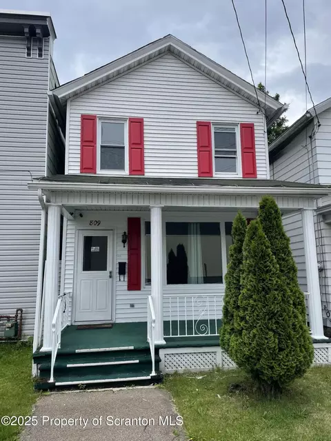 809 Cedar Ave, Scranton, PA 18505