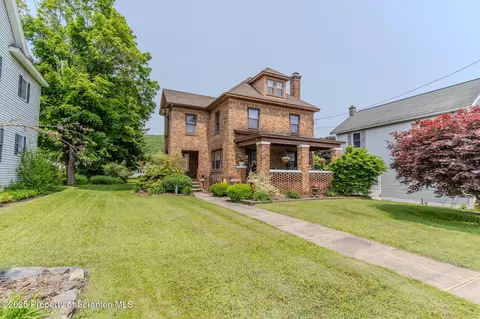 Undisclosed, Jermyn, PA 18433