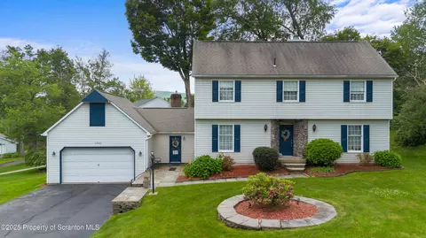 1200 Merion Cir, Clarks Summit, PA 18411