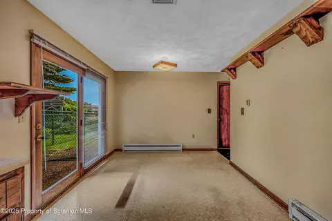 512 Thomas Dr, Dunmore, PA 18512 photo 20