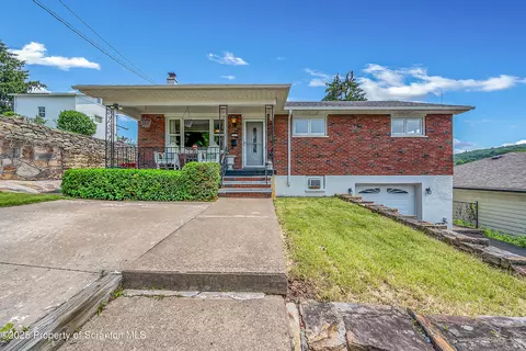 1017 Willow St, Scranton, PA 18505
