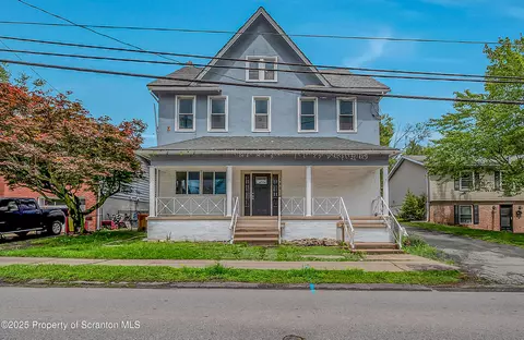 290 N Main St, Archbald, PA 18403