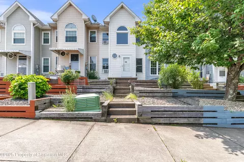480 S Prospect St, Nanticoke, PA 18634