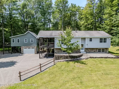 977 Laurel Ln, Kingsley, PA 18826