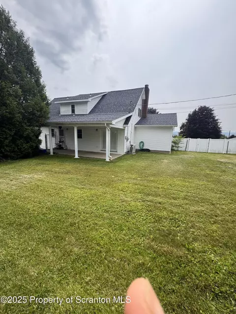 1050 Robert Rd, Old Forge, PA 18518 photo 31