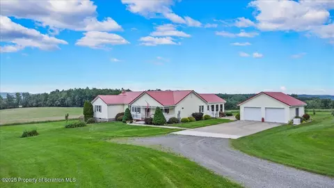 2748 Pennay Hill Rd, Kingsley, PA 18826