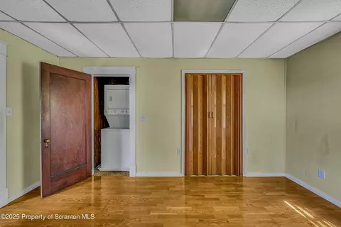 932 12 E Drinker St, Dunmore, PA 18512 photo 18