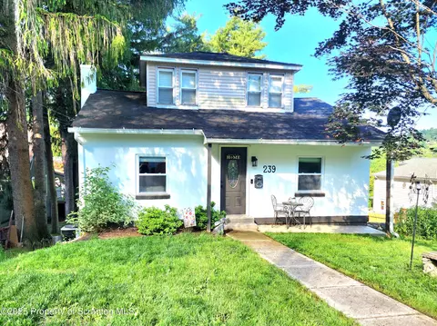 239 Maple St, Shavertown, PA 18708